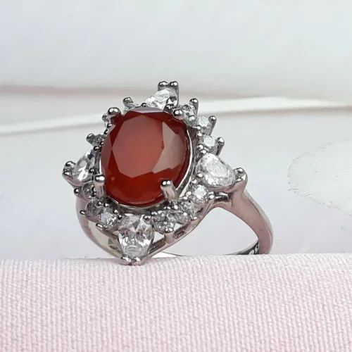 انگشترنقره عقیق سرخ یمنی اصل زنانه تراش الماسی