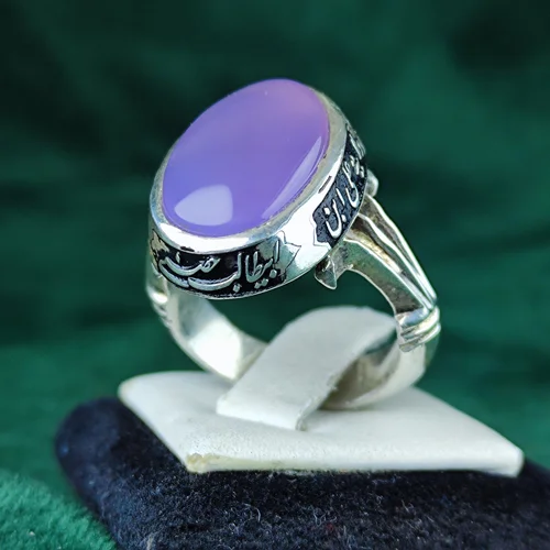 انگشتر نقره عقیق یمنی سوسنی اصل رکاب صفوی دست ساز قلمزنی لیزری شده