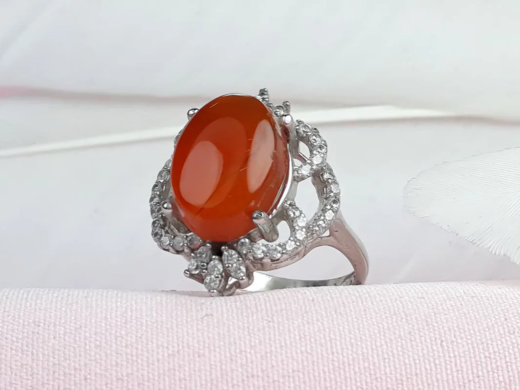 انگشتر نقره عقیق سرخ یمنی اصل زنانه