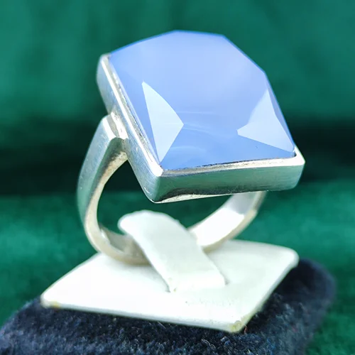 انگشتر نقره عقیق یمنی کبود اصل چهار گوش الماس تراش رکاب صفوی دست ساز