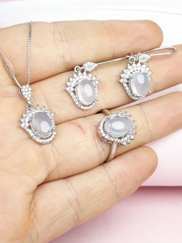 نیم ست نقره زنانه عقیق یمنی سوسنی روکش اب رادیوم همراه زنجیر