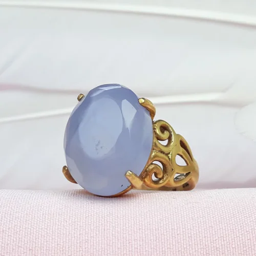 انگشتر نقره عقیق کبود یمنی زنانه تراش الماسی ابکاری طلایی