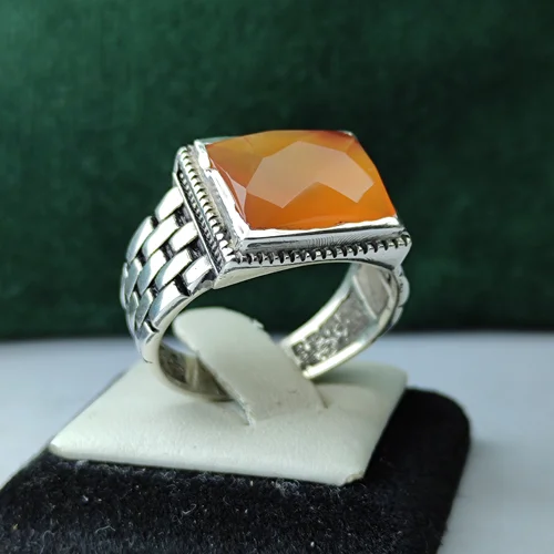 انگشتر نقره عقیق یمنی اصل چهار گوش فنسی تراش رکاب افقی رولکسی ، ماشینی