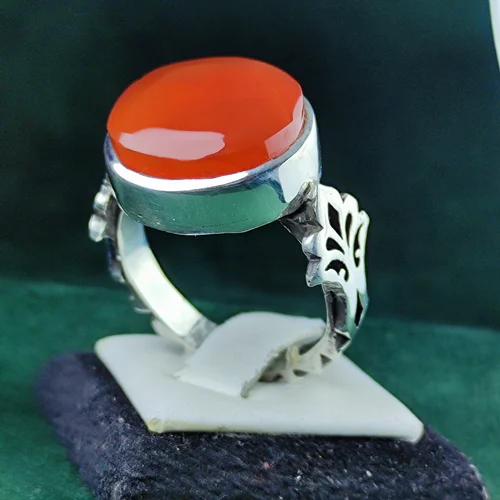 انگشترنقره عقیق سرخ یمنی اصل تراش گرد رکاب صفوی دست ساز