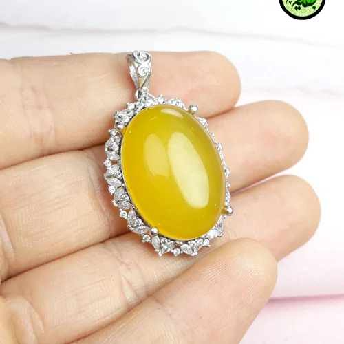 مدال نقره عقیق زردشرف الشمس اصل(دعای شرف الشمس)روکش آب رادیوم