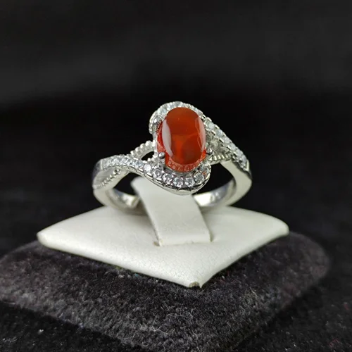 انگشترنقره عقیق سرخ یمنی اصل زنانه