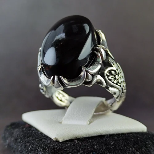 انگشترنقره عقیق مشکی یمنی اصل رکاب فیلی چنگی