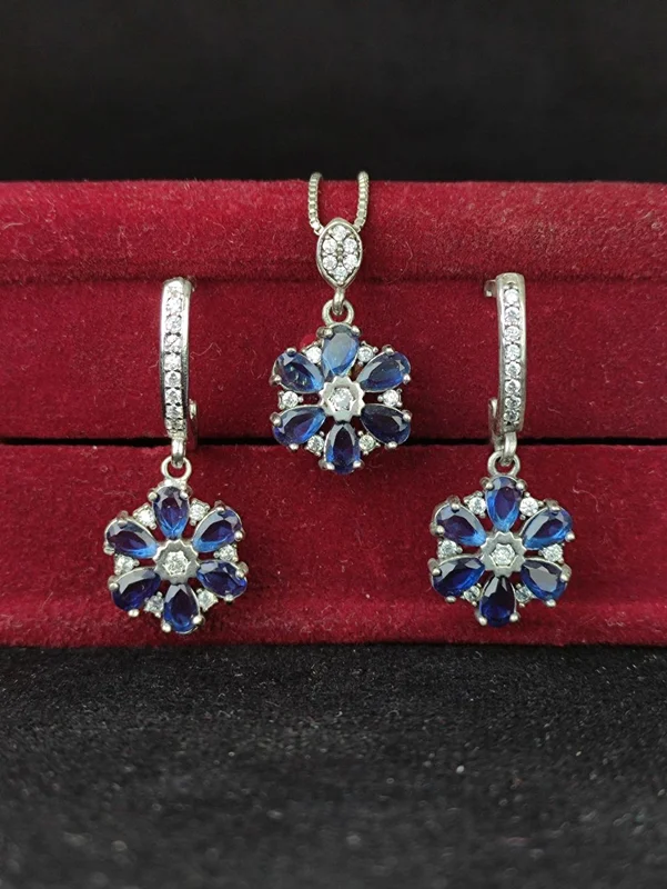 نیم ست نقره سنتاتیک آبی اشکی تراش