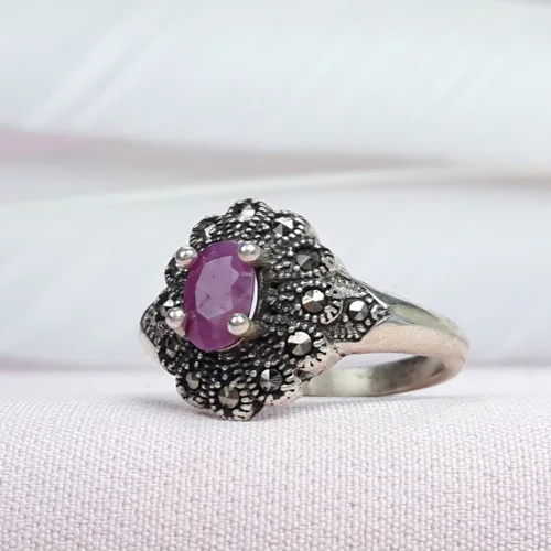 انگشتر نقره یاقوت سرخ زنانه طرح مارکازیت