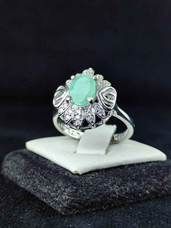 انگشتر نقره جواهری زمرد زامبیا اصلی