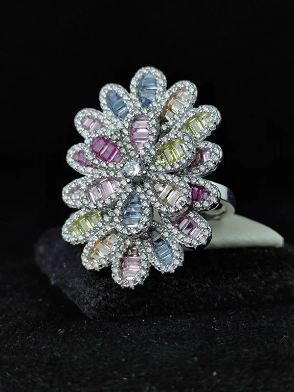 انگشترنقره جواهری باگت های رنگی طرح گل