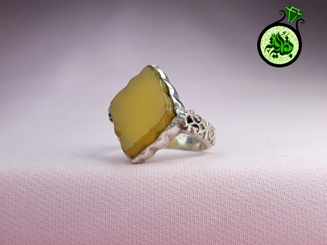 انگشترنقره عقیق زرد شرف الشمس اصل(دعای شرف الشمس)تراش شمسه