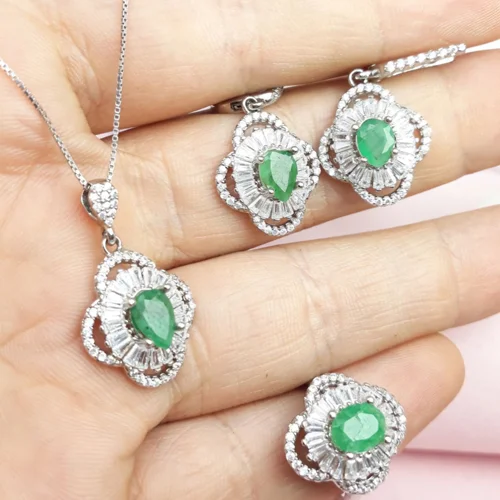 نیم ست نقره زمرد زنانه روکش آب رادیوم همراه زنجیرنقره