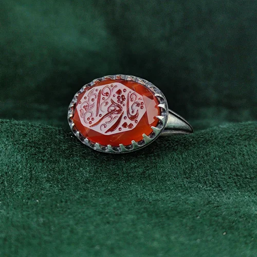 انگشترنقره عقیق سرخ یمنی اصل الماس تراش حکاکی یا زهرا(س)