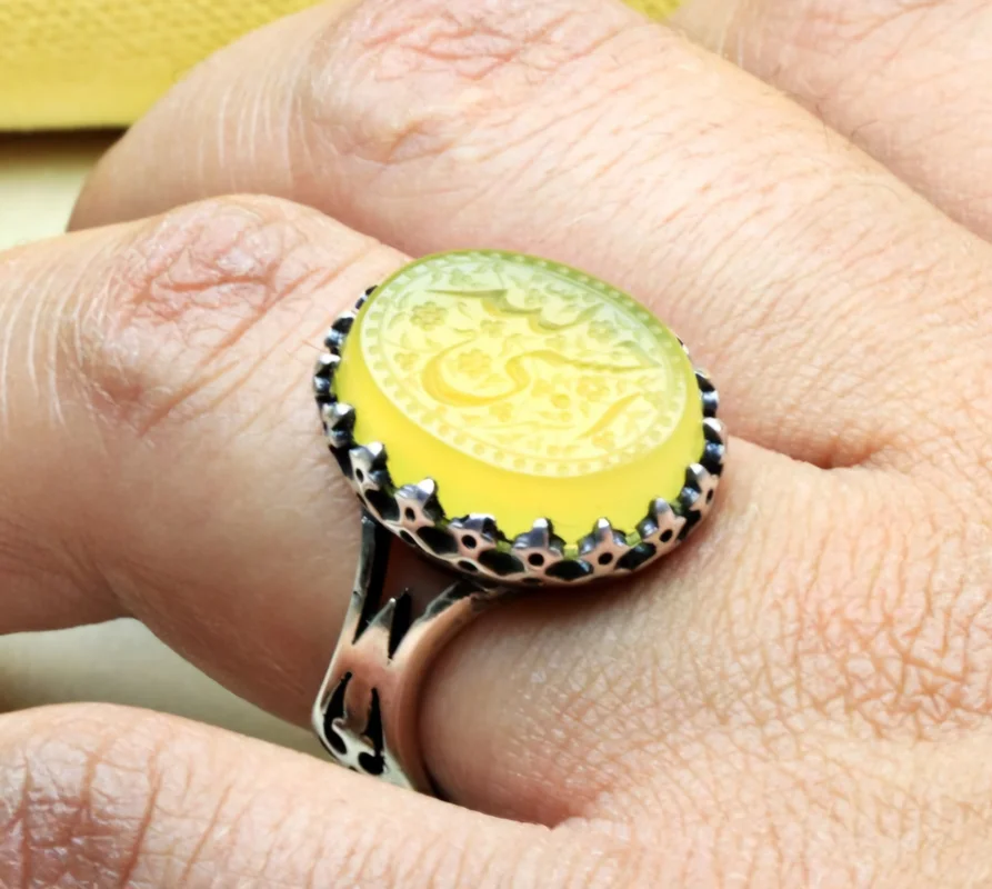 انگشتر نقره عقیق زرد خطی منقش حسبی الله