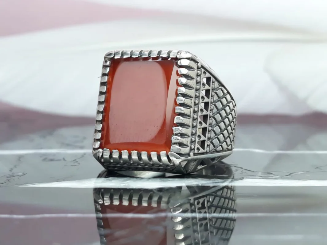 انگشتر نقره عقیق یمنی سرخ