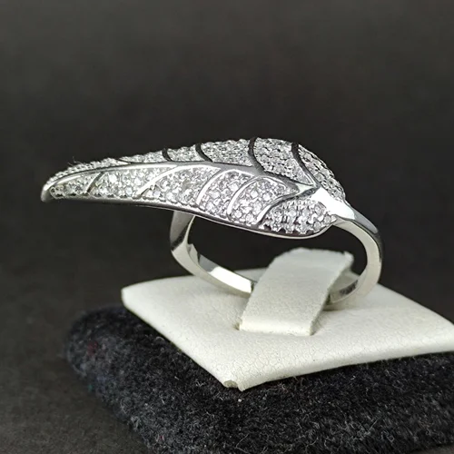 انگشترنقره جواهری طرح برگ