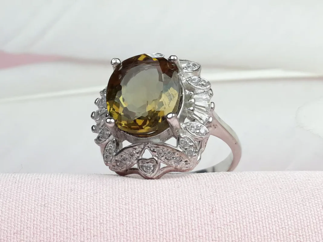 انگشتر نقره زنانه الکساندریت اصل