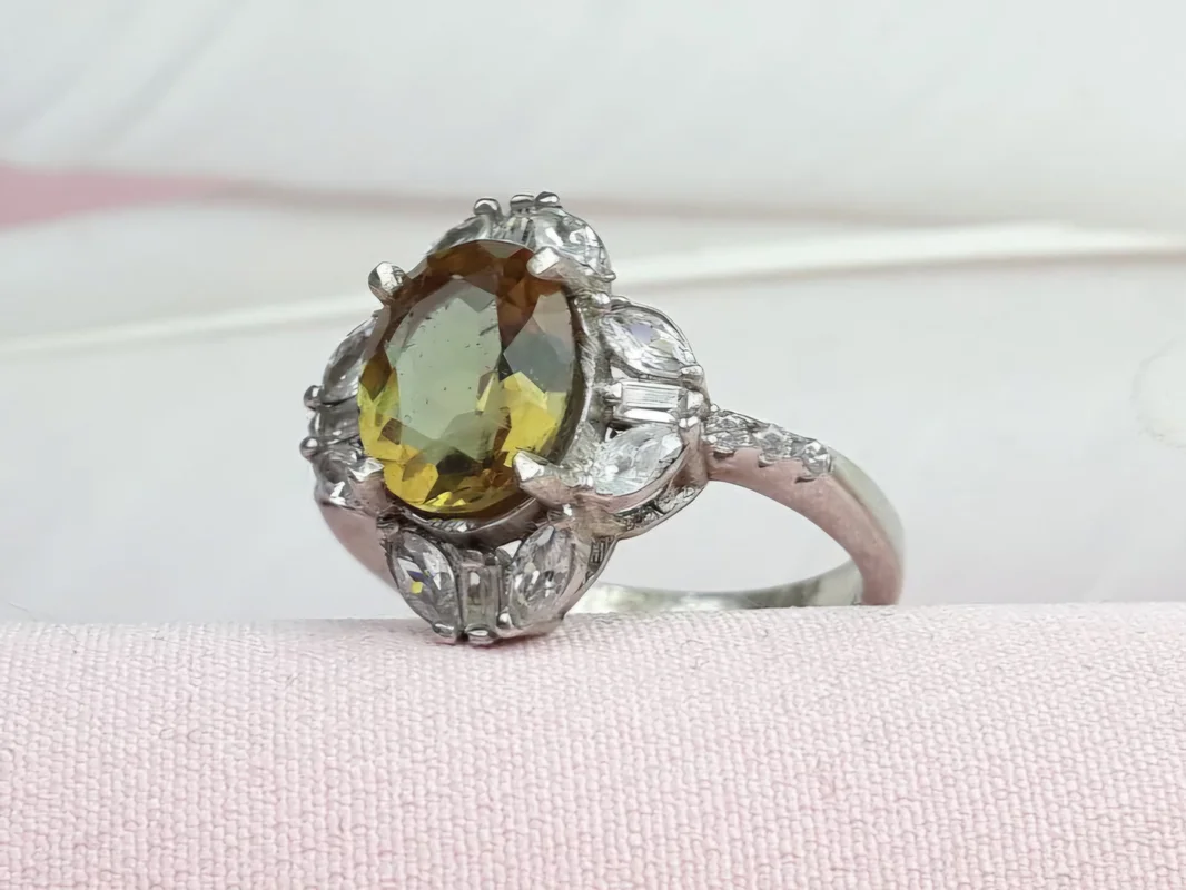 انگشتر نقره الکساندریت اصل زنانه