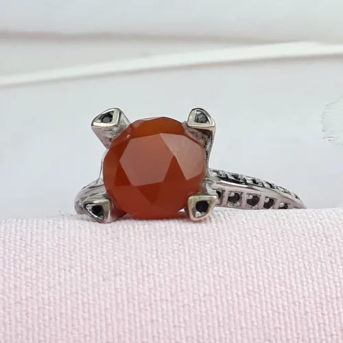 انگشتر نقره عقیق سرخ یمنی اصل تراش جواهری رکاب تایلندی