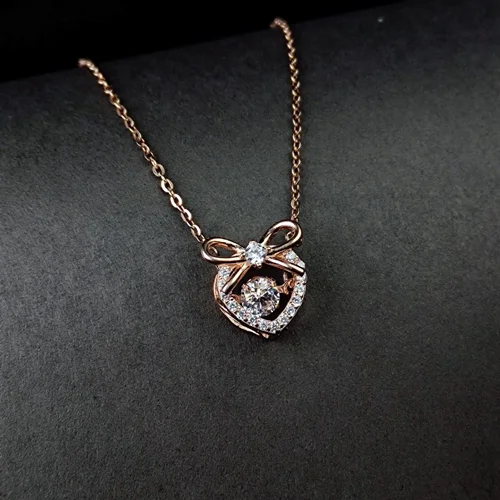 مدال جواهری سنتاتیک سفید طرح قلب ❤️